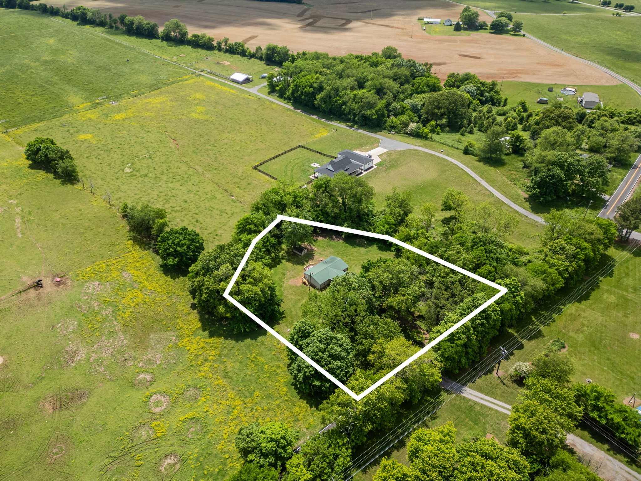 4012 Armstrong Rd