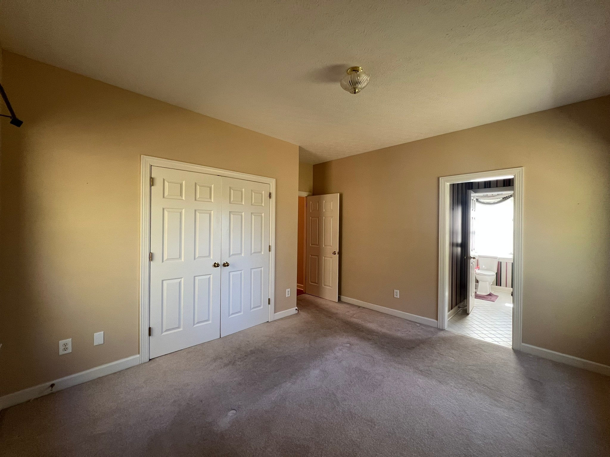 1324 Long Hollow Pike