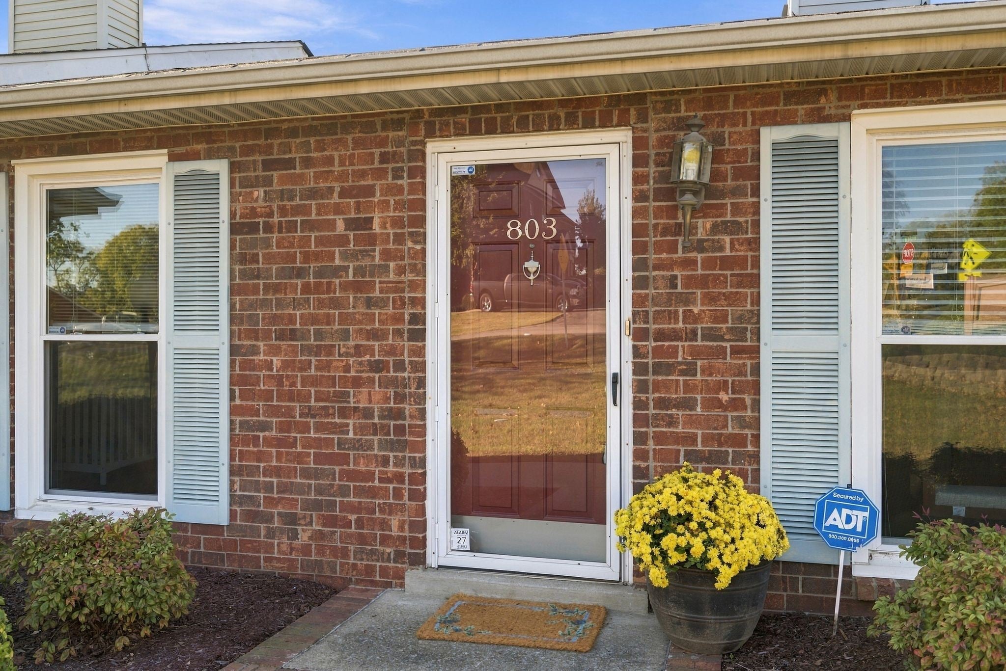 803 Lewis Ct