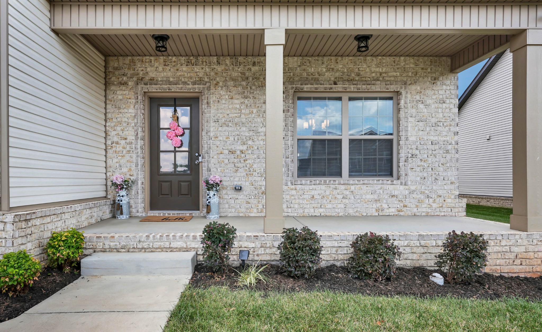 1368 Winterset Dr