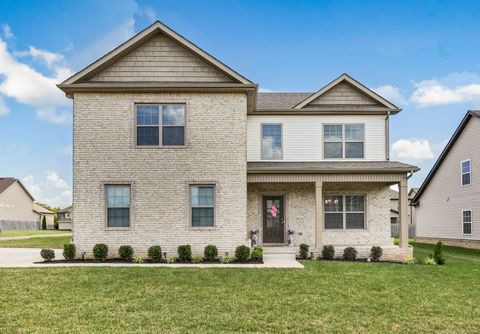 1368 Winterset Dr Clarksville TN 37040