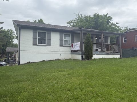 804 10th Ave E Springfield TN 37172