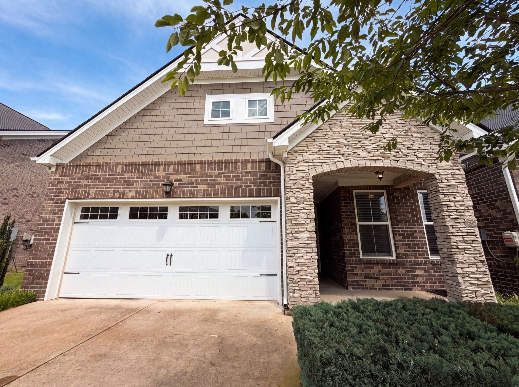 6044 Blackberry Ridge Ln