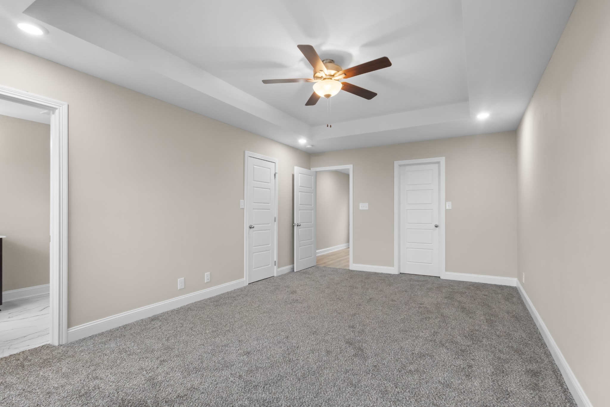 Clarksville, Tennessee 37040, United States, 3 Bedrooms Bedrooms, ,3 BathroomsBathrooms,Residential,Active,49074