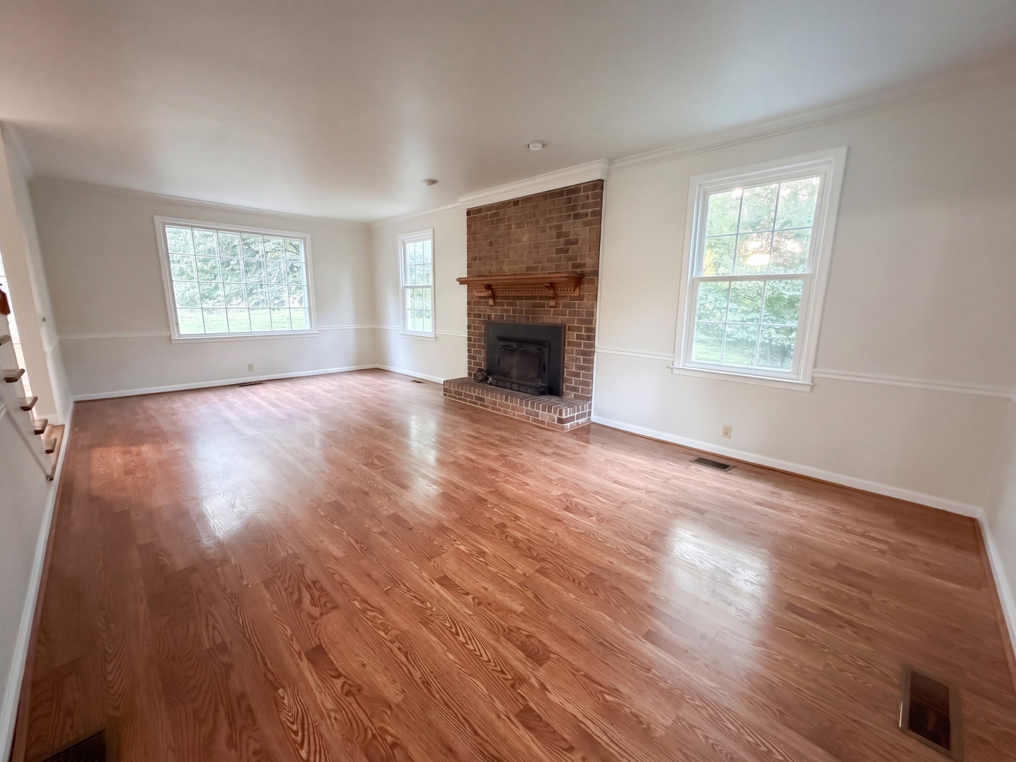 1104 Lakewood Dr