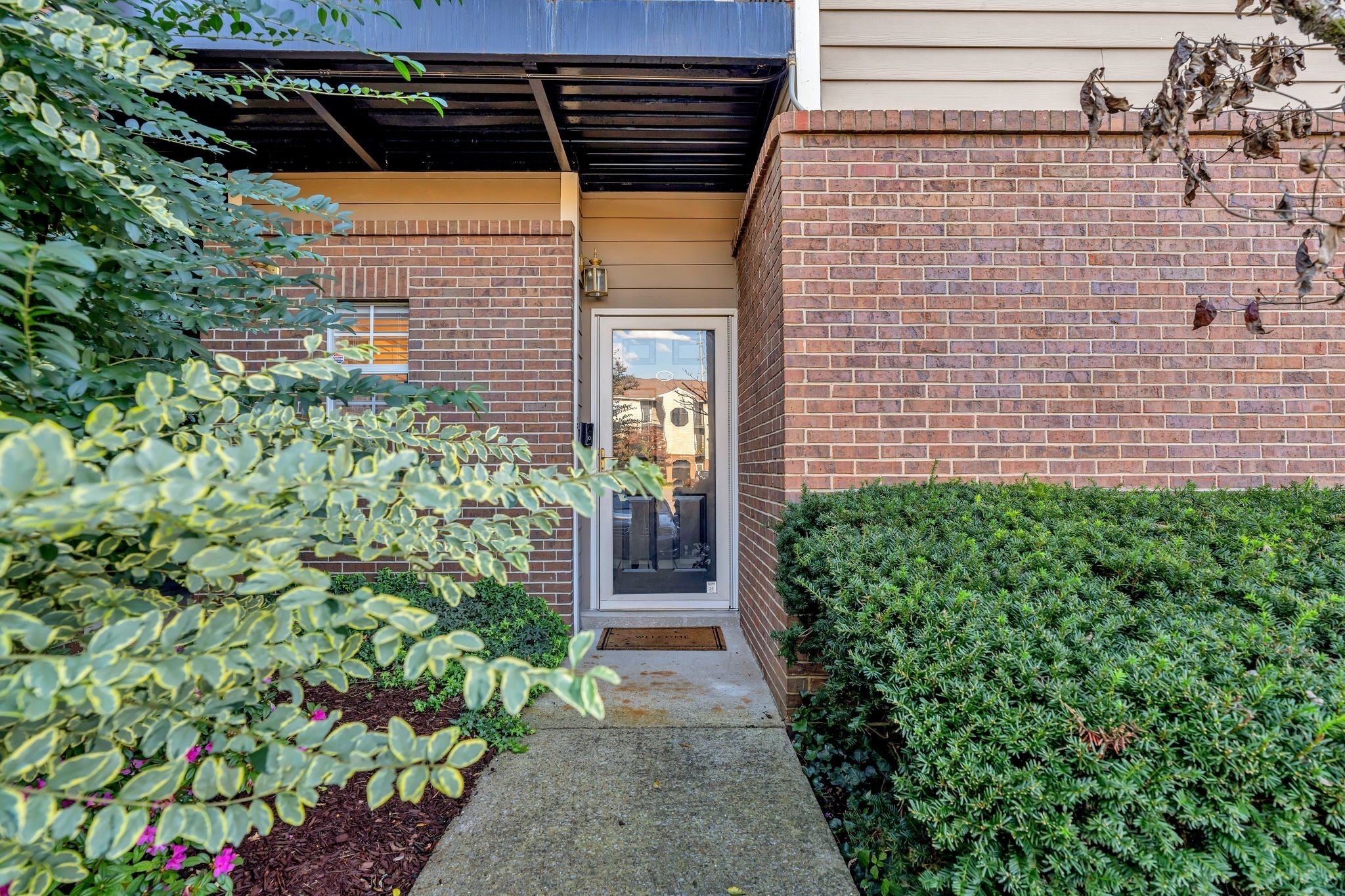 2.0-bed rental at 107 W End Pl