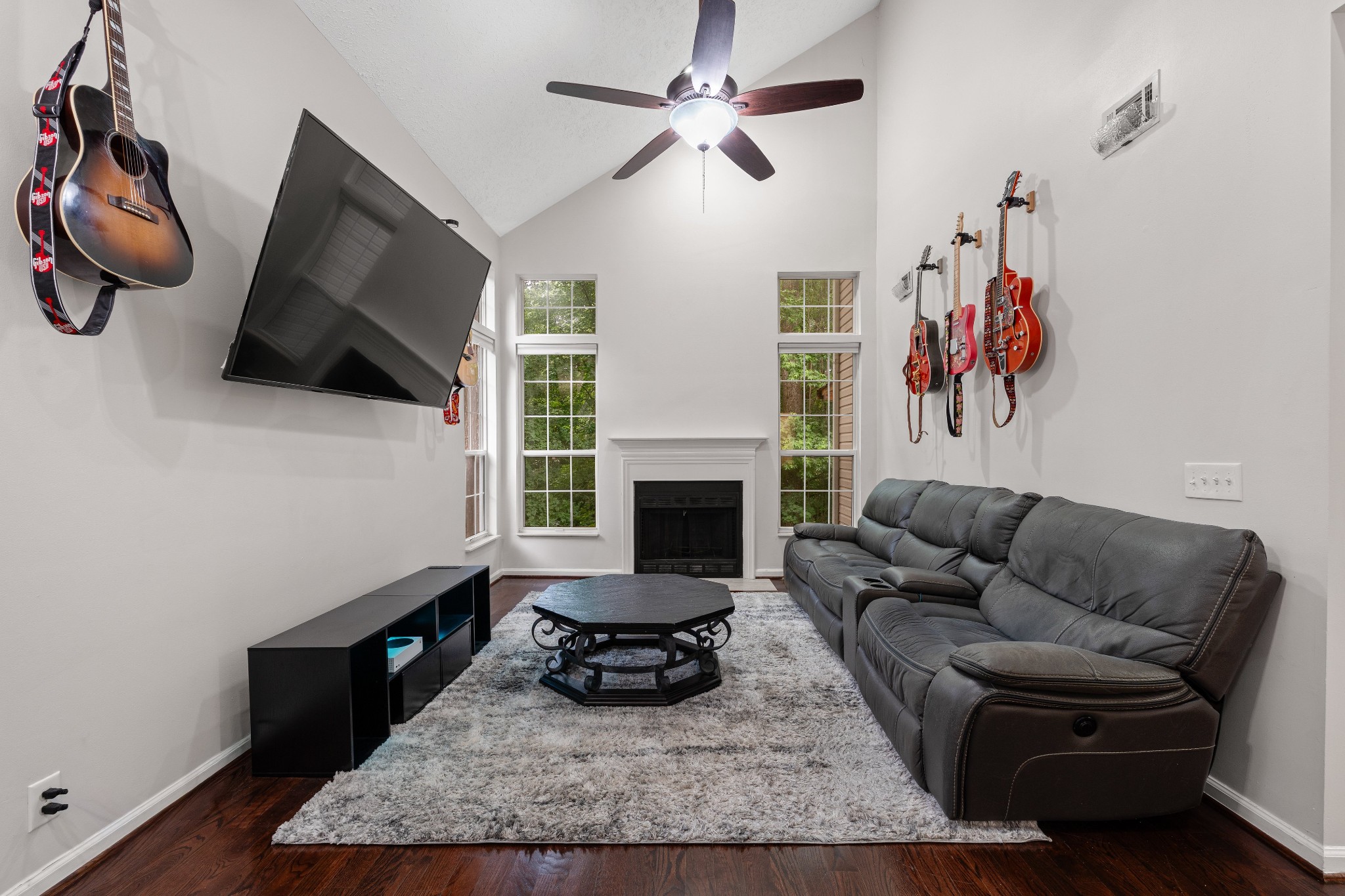 3712 Creston Ct