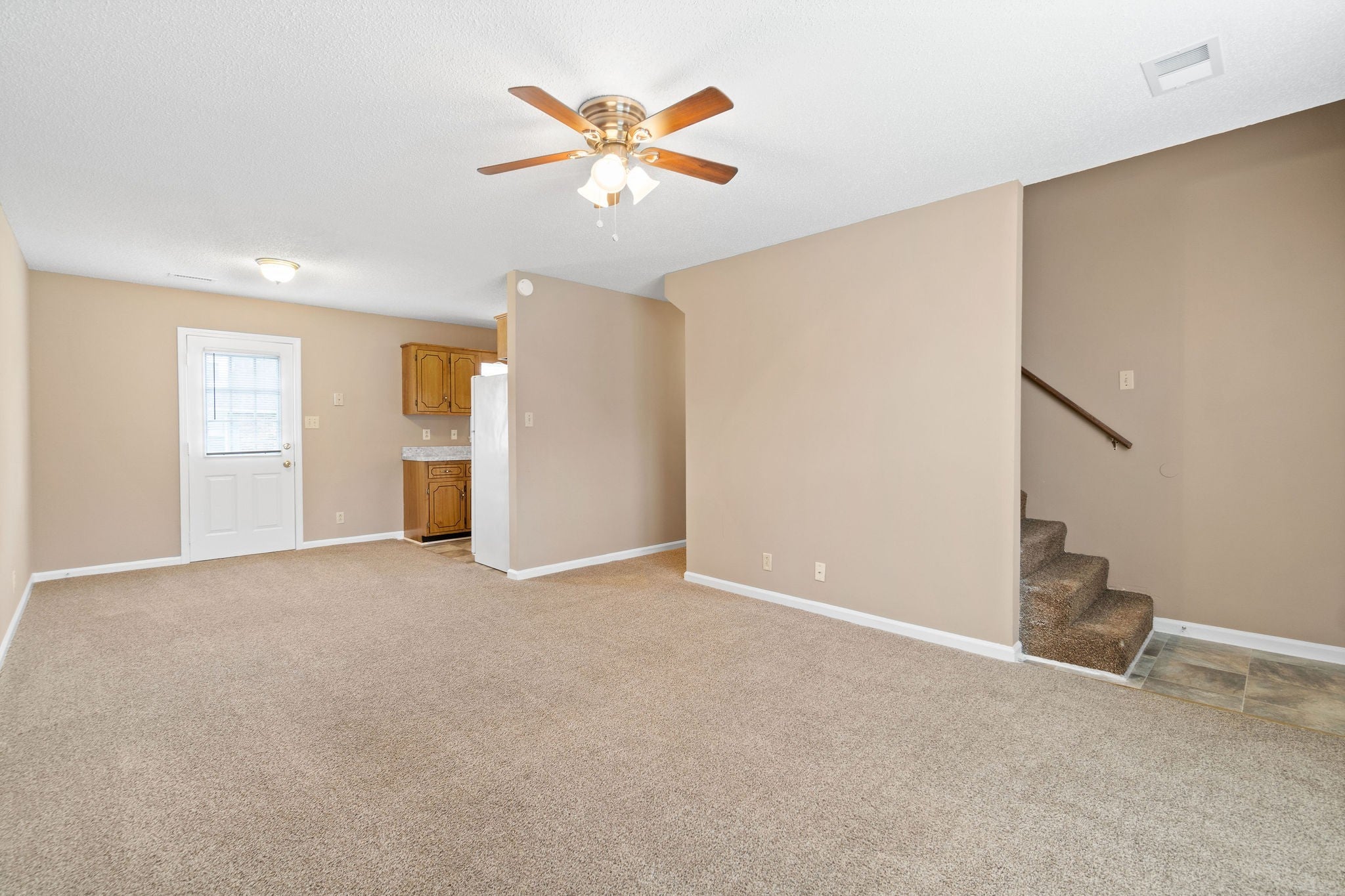 213 Harrier Ct