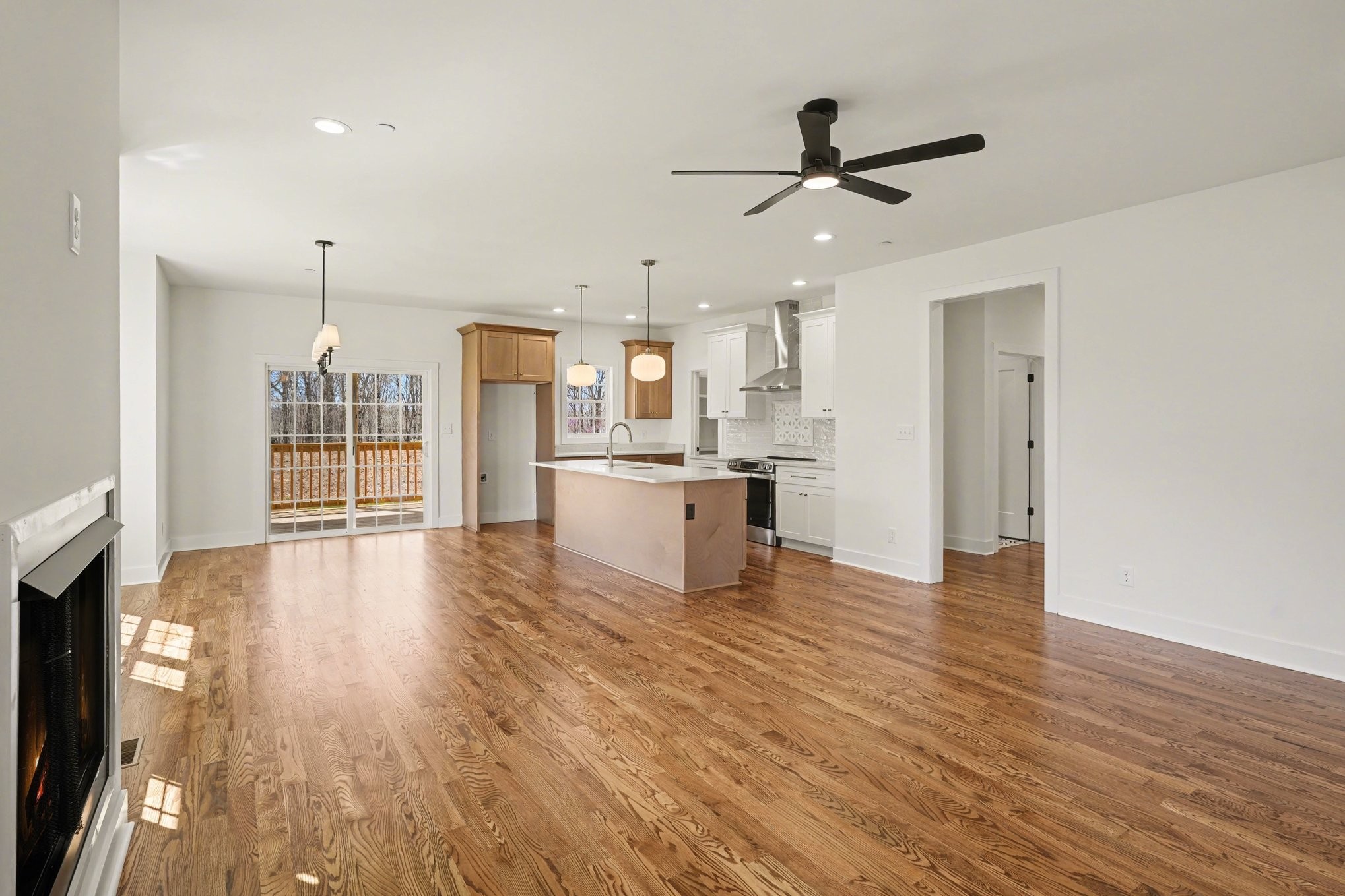 2031 Eagles Bluff Dr