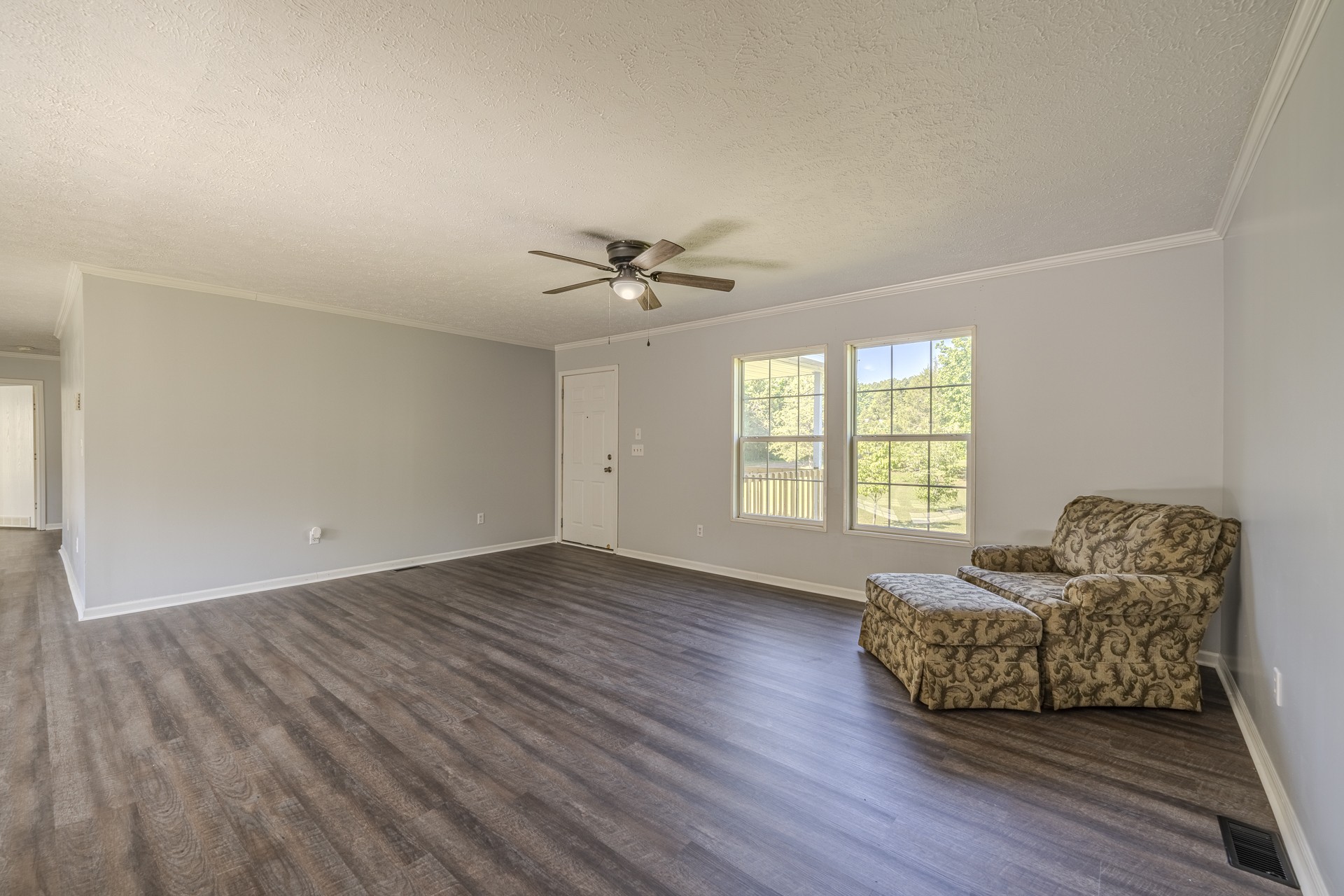 1125 Clifft Rd