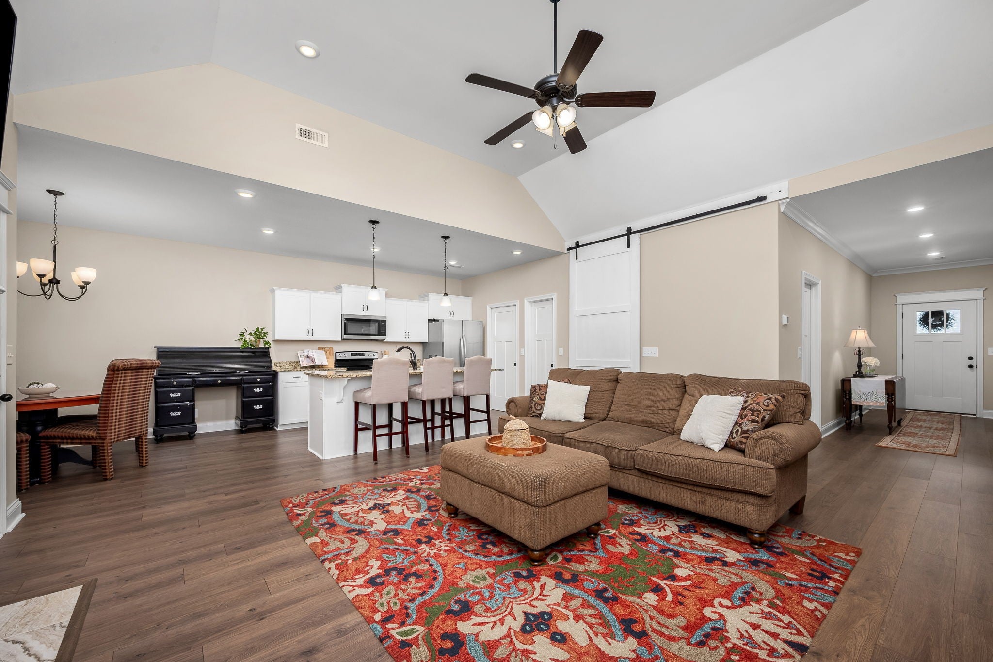 329 Chase Dr