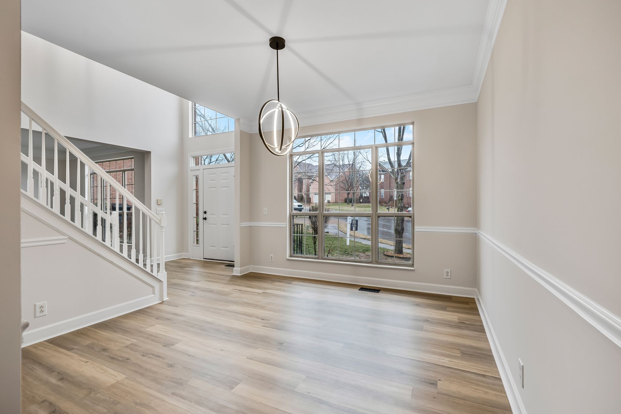 513 Leicester Ct