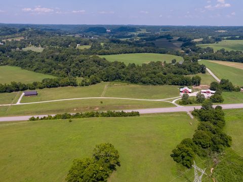 2564 New Highway 7 Santa Fe TN 38482