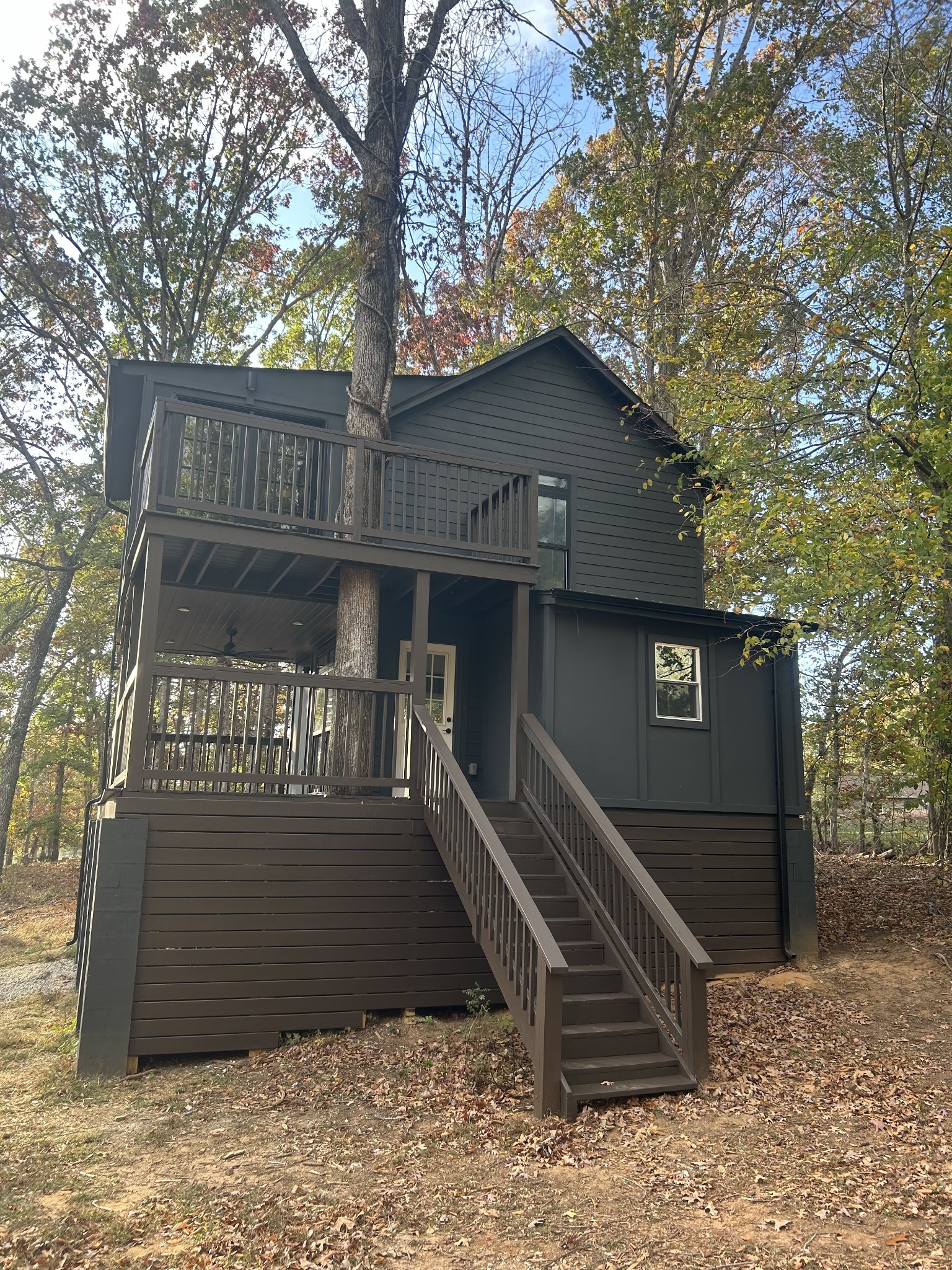 879 Crain Rd