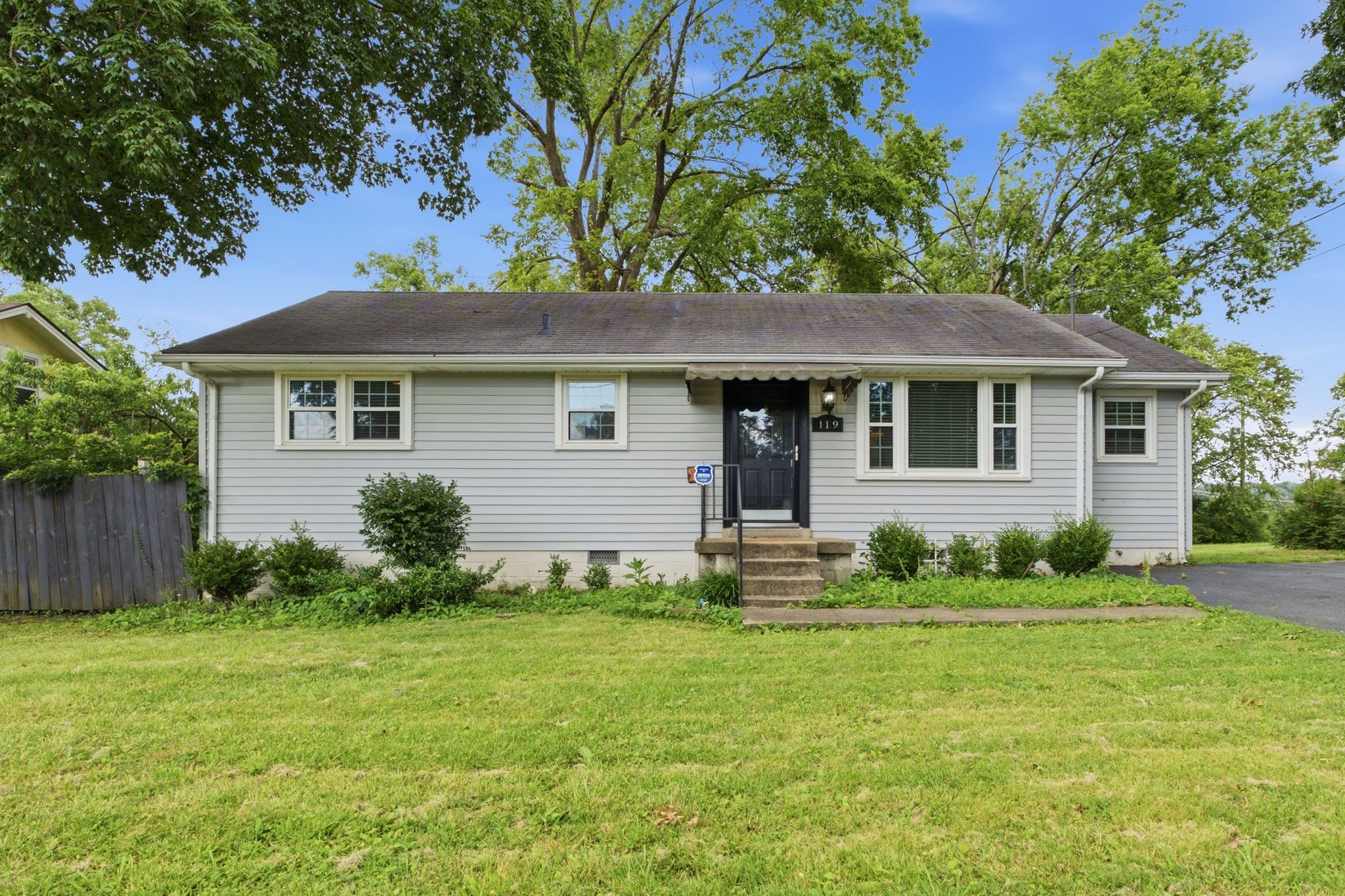Photo 1 of 25 — 119 Myers St, Goodlettsville, TN 37072