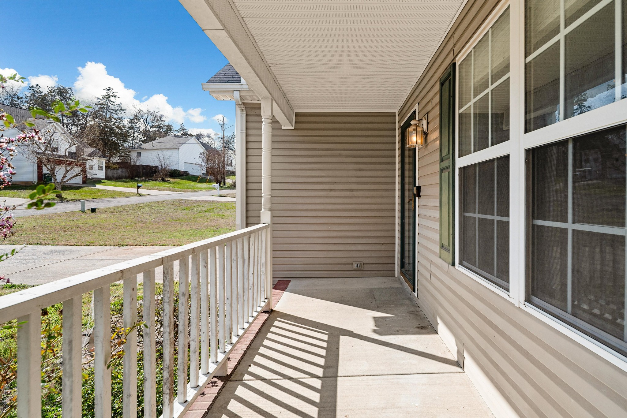 1227 Highland Hills Dr