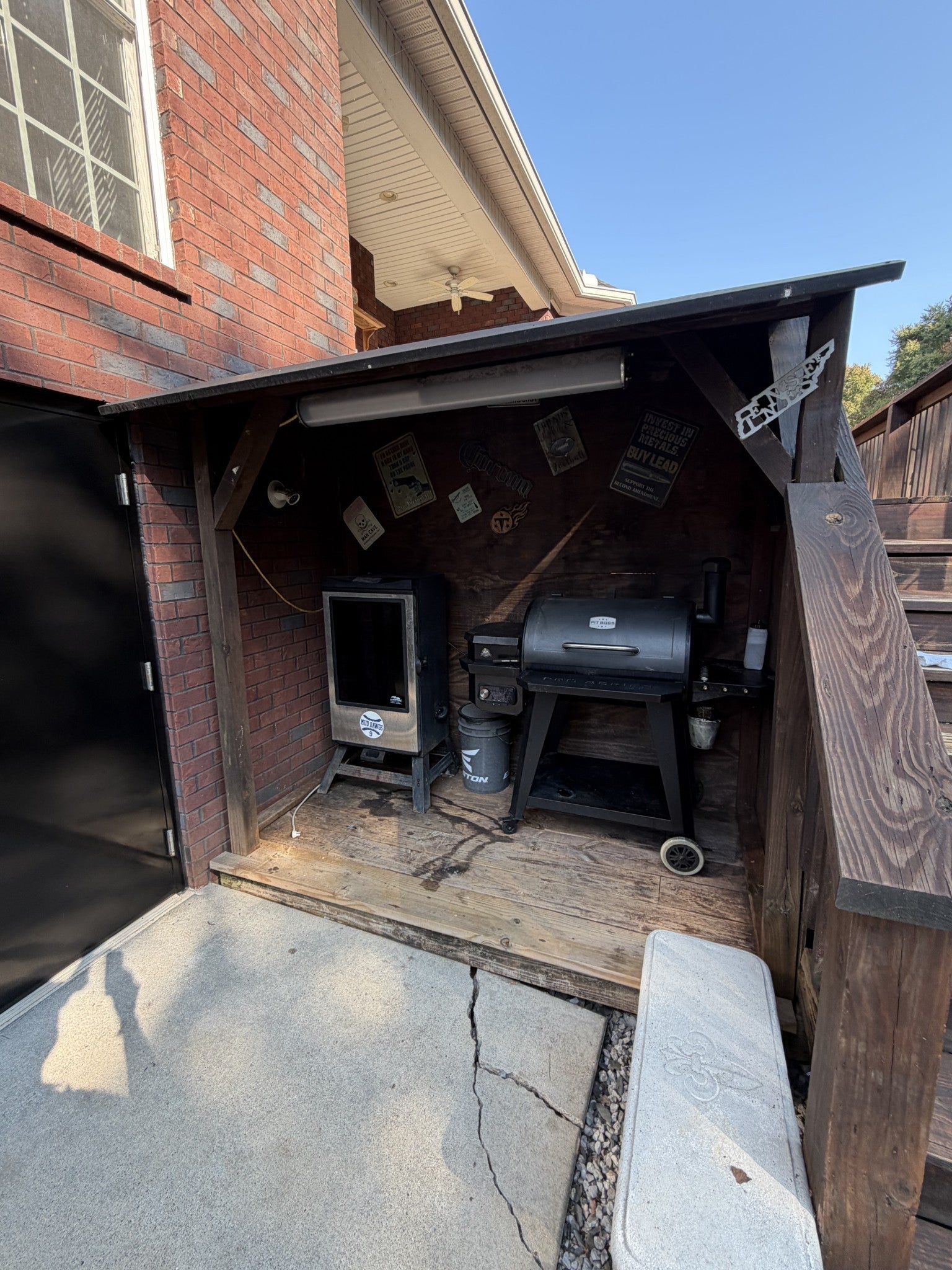 106 Stonegate Cir