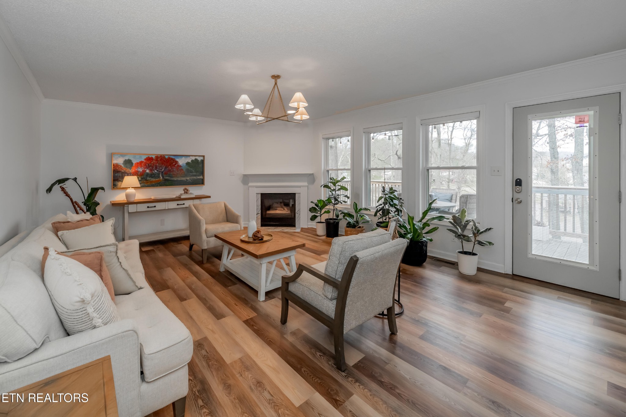 1200 River Oaks Drive