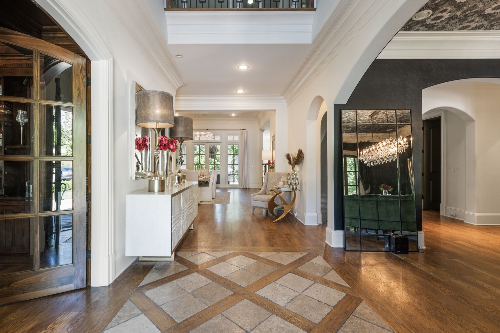 1090 Stockett Dr