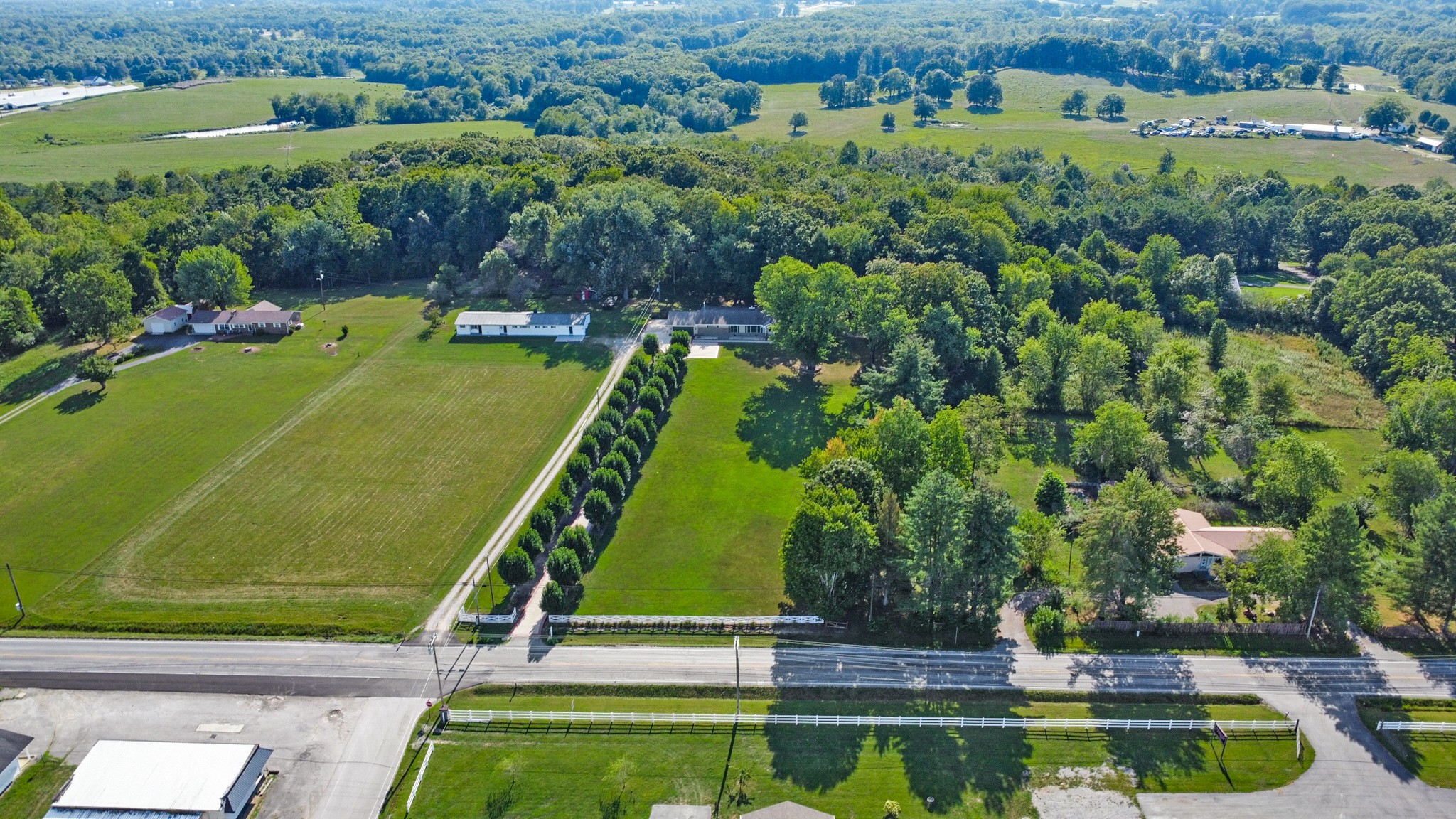 1100 Allardt Hwy