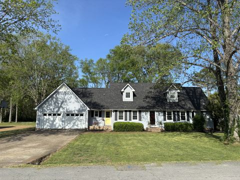 1305 Jewell Dr Columbia TN 38401