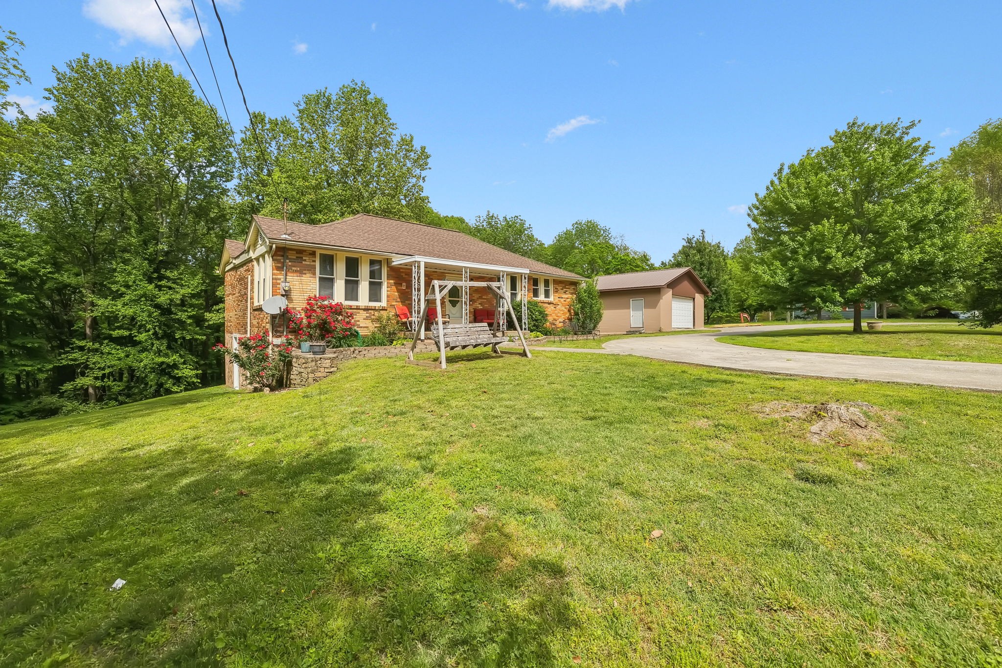 8901 Griffith Rd