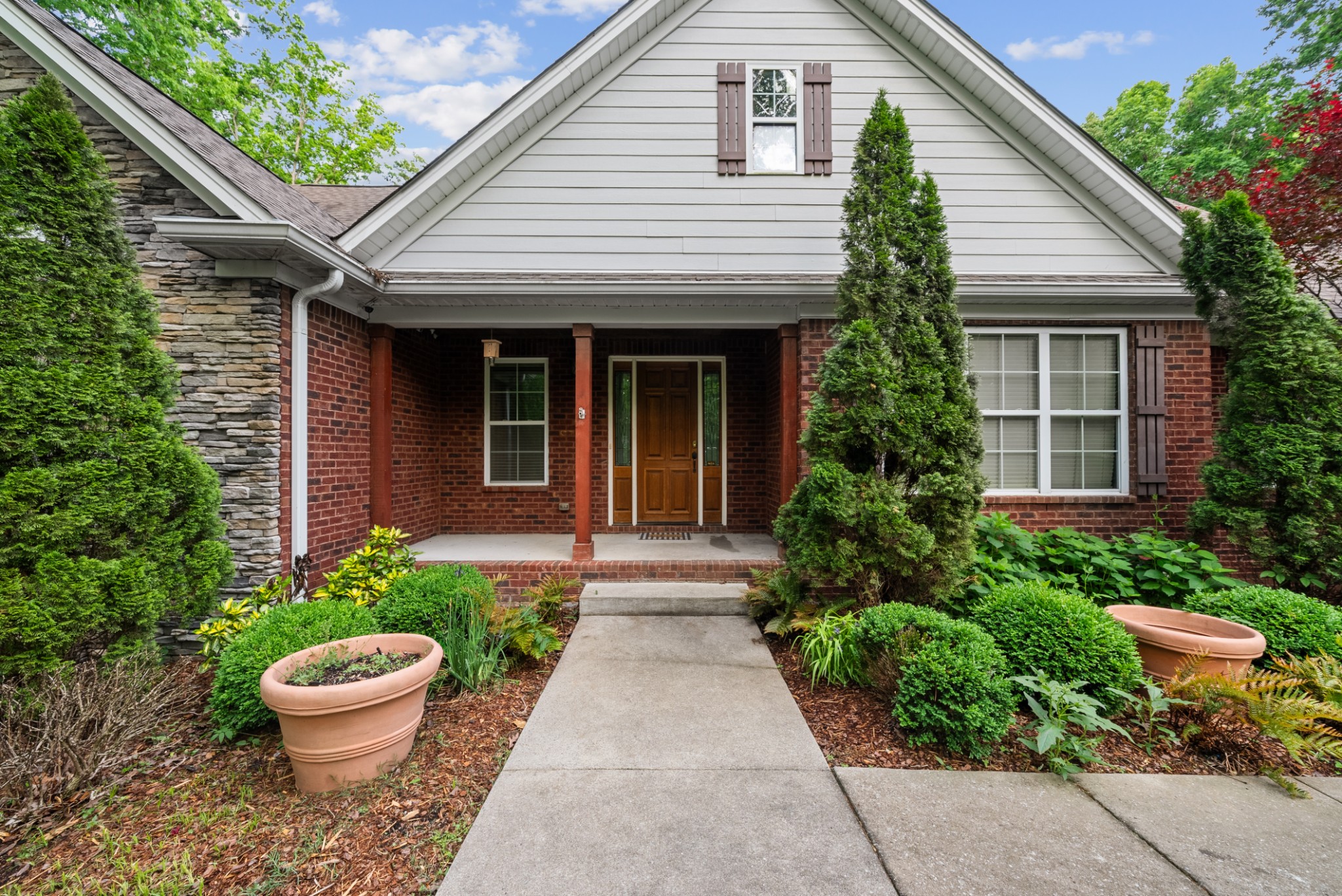5751 Pinewood Rd