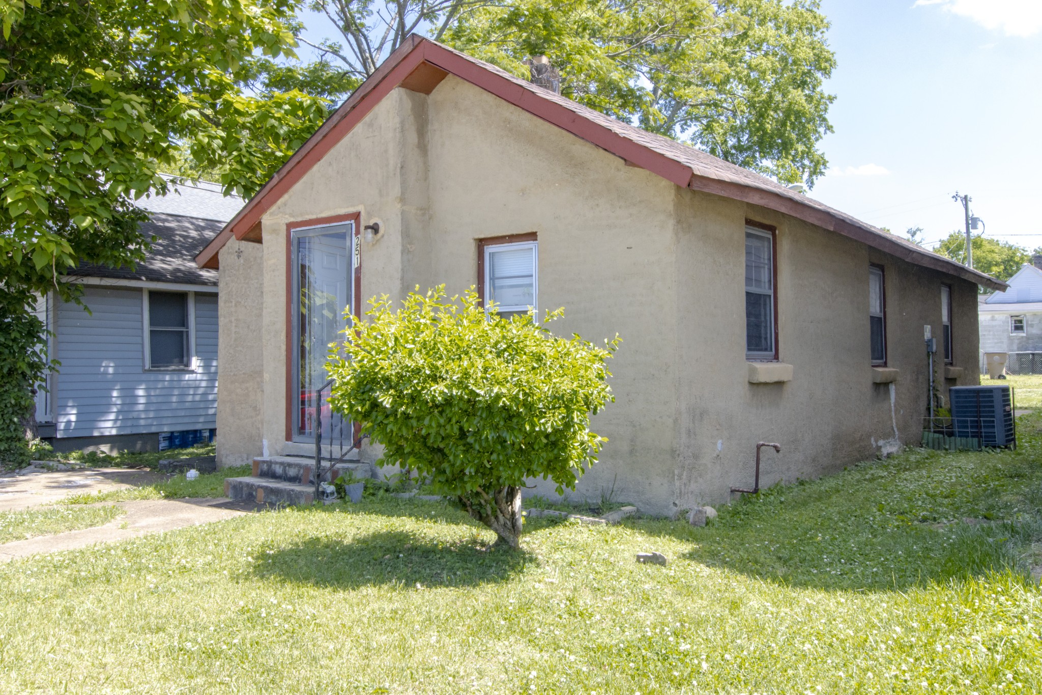 2519 Herman St