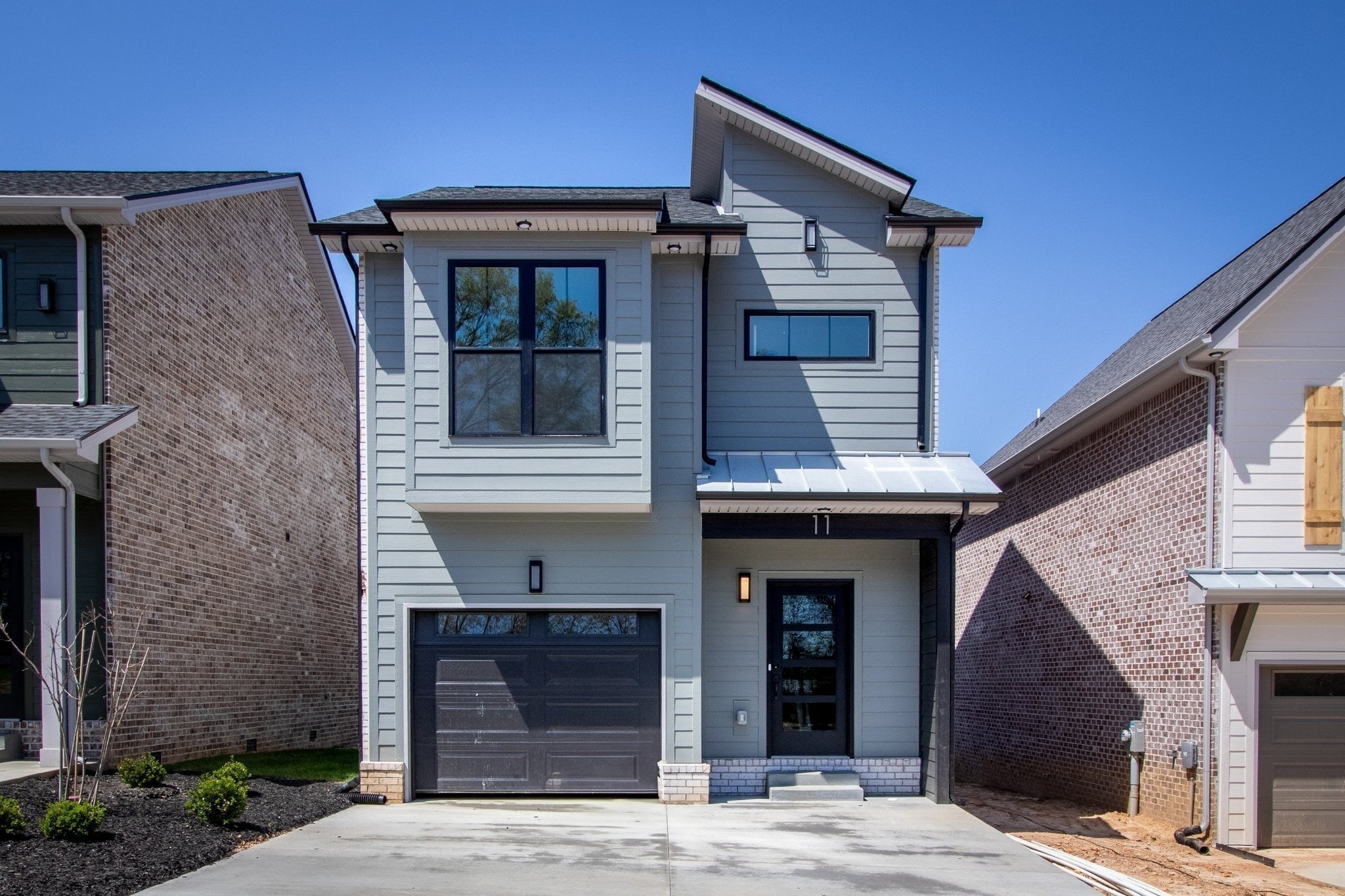 11 Dutch Drive