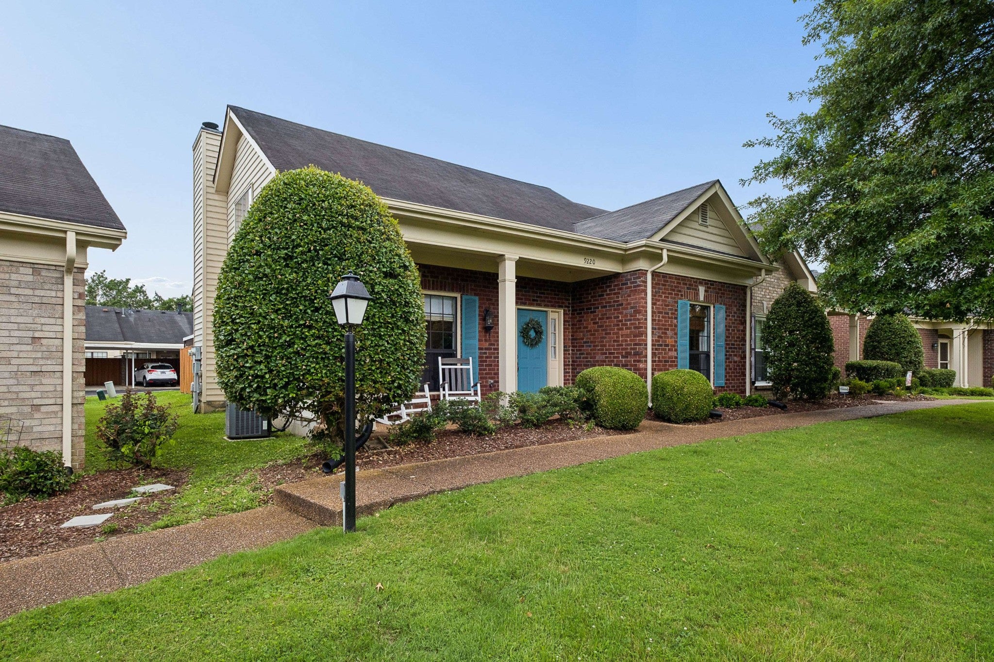 9220 Sawyer Brown Rd