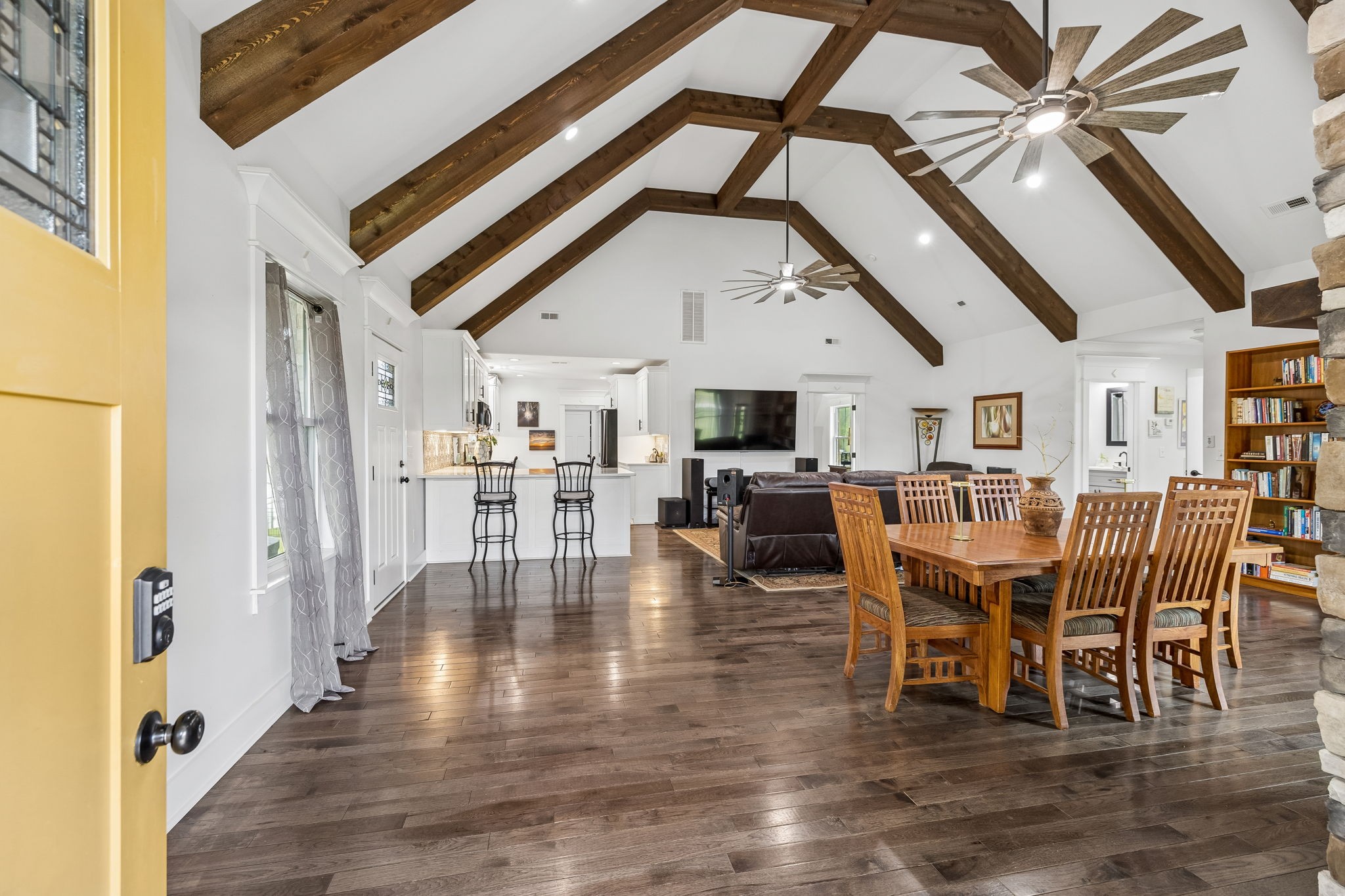 2104 Williamsport Pike