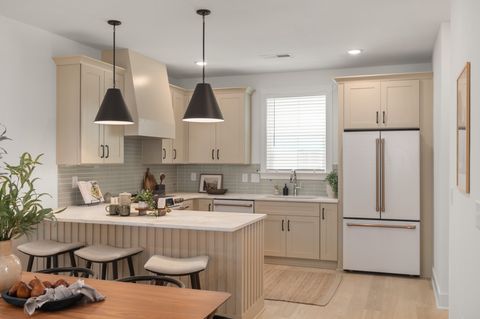 106 Chadwick Ct Madison TN 37115