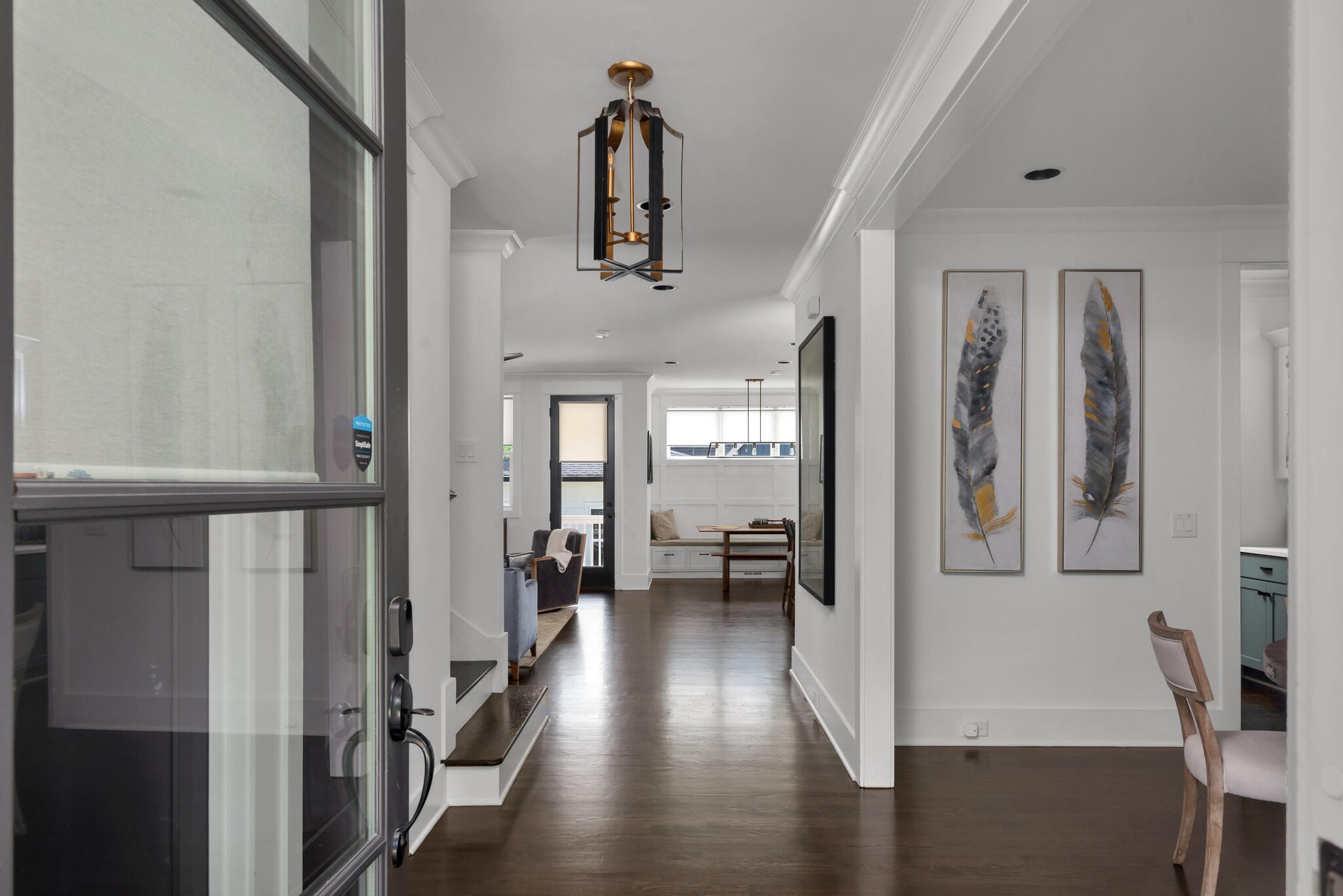 4121 Westlawn Dr