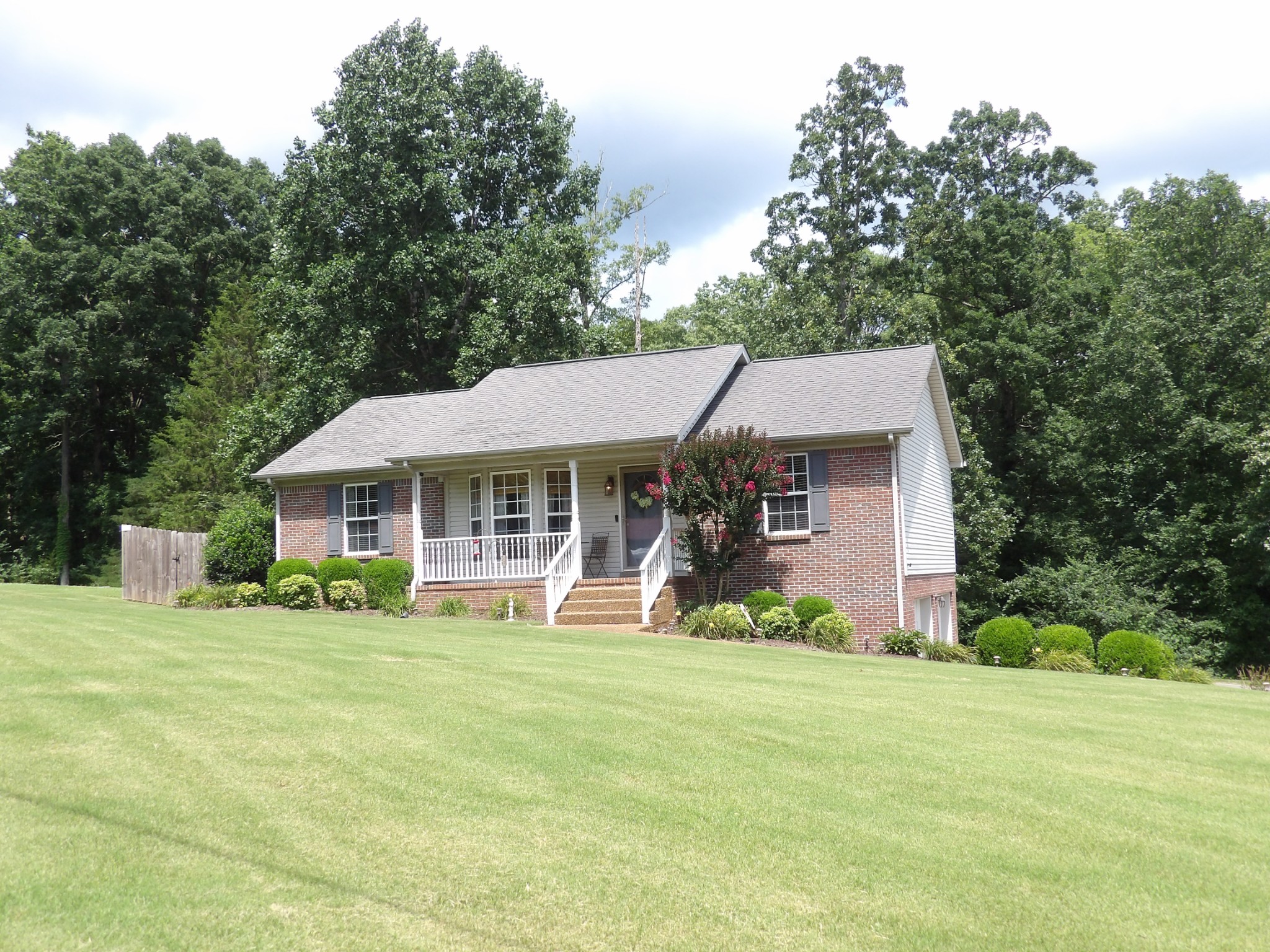 109 Whippoorwill Dr