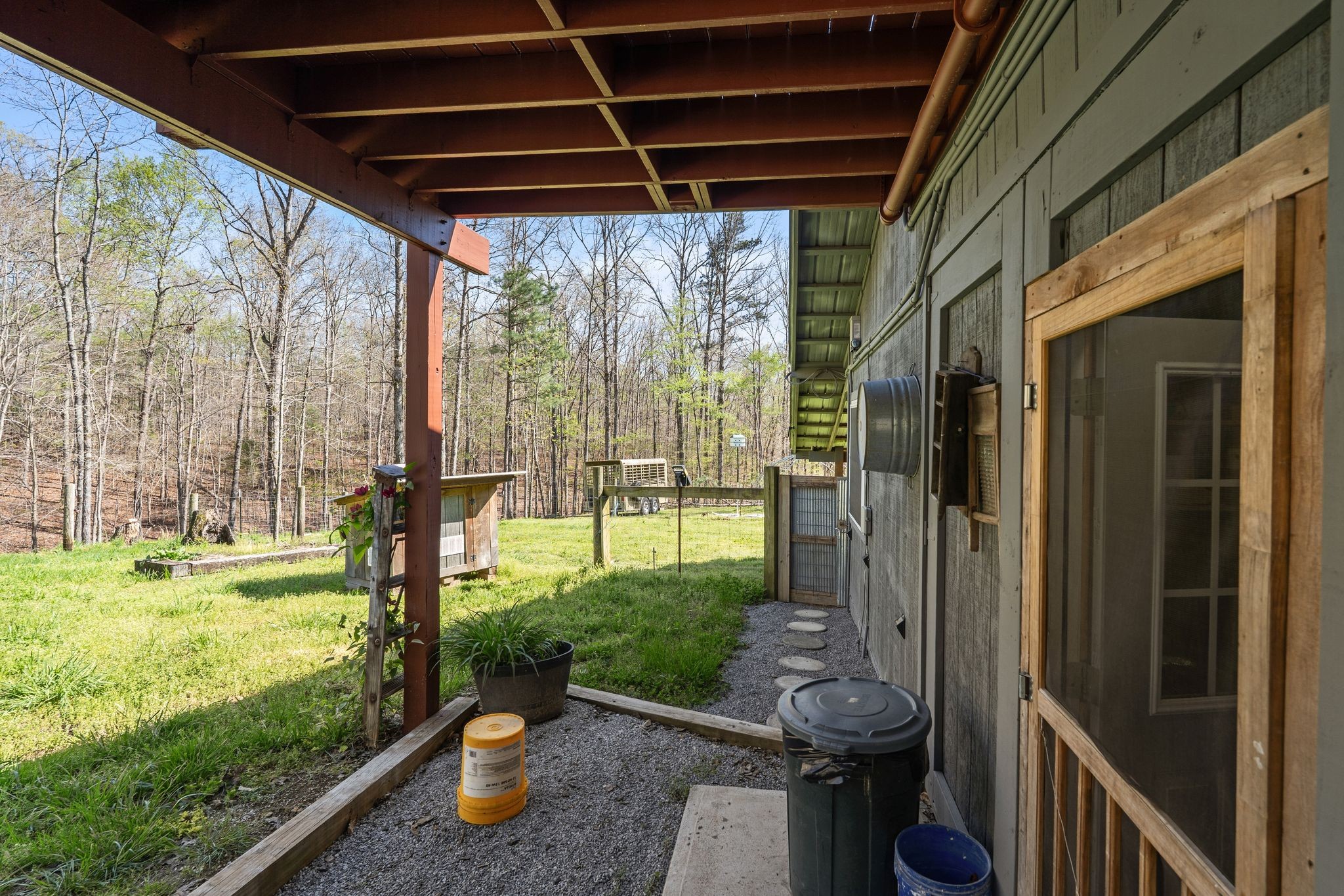 2685 Highway 230 W
