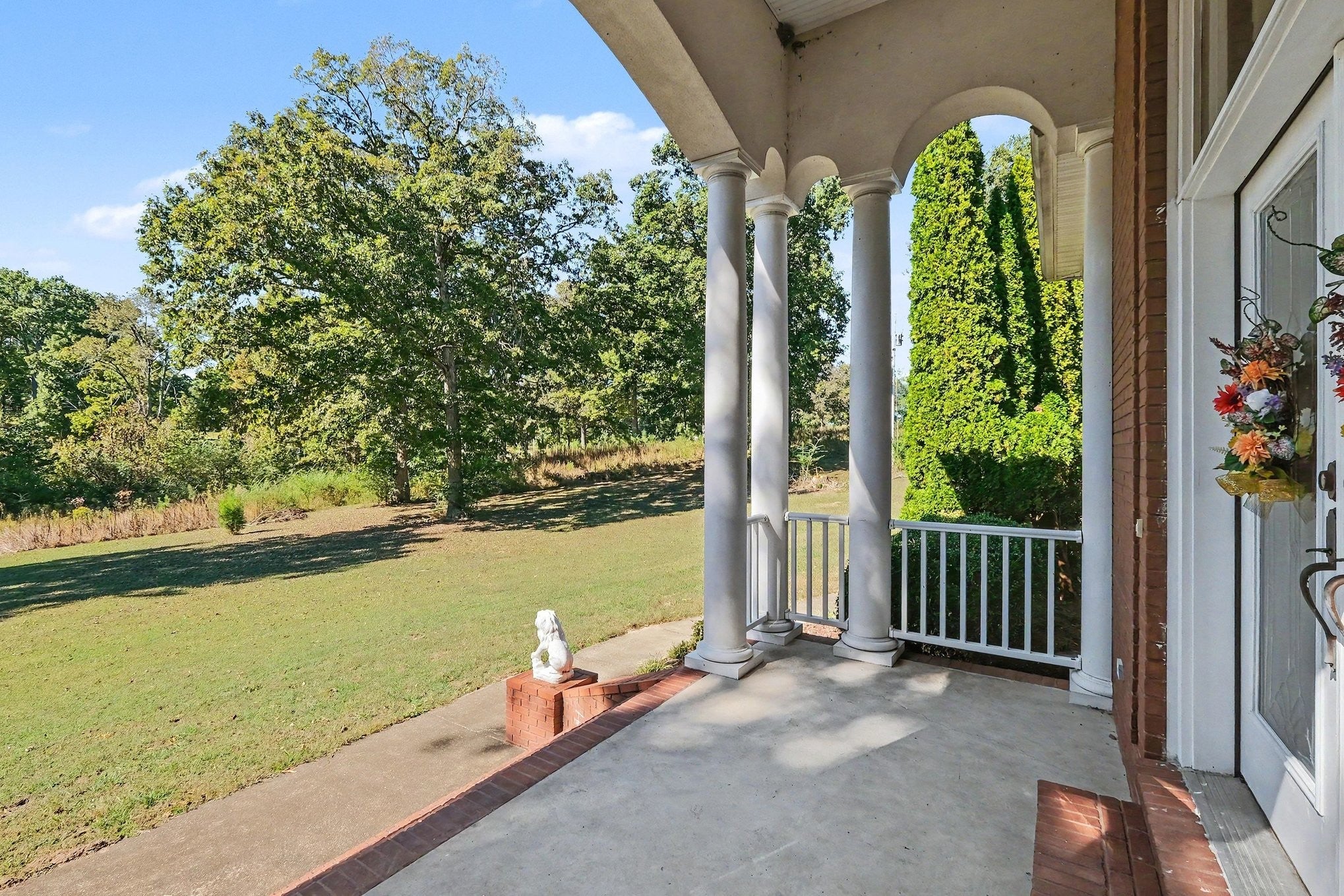 4012 Shady Oak Ln