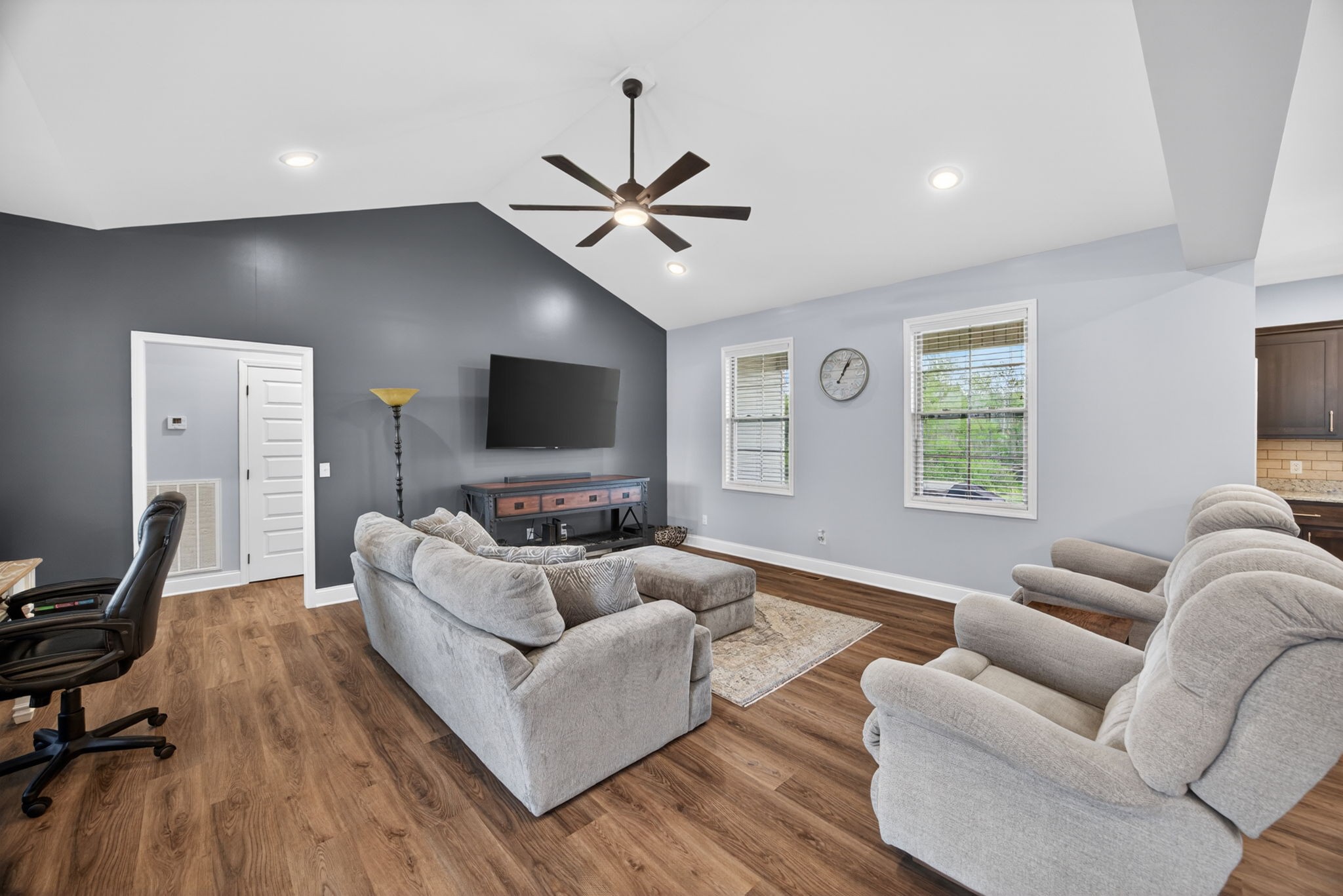 2760 Autumn Woods Trl