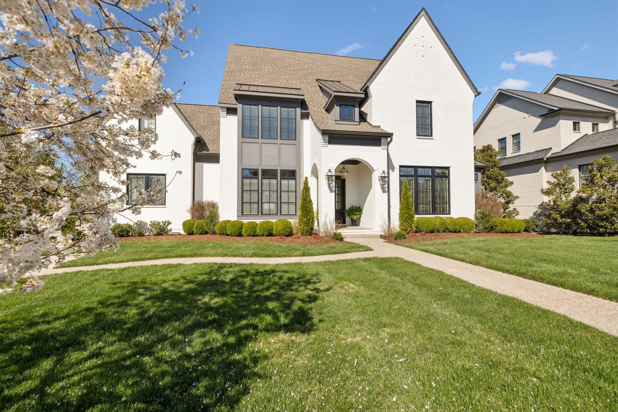 165 Alpine Ct