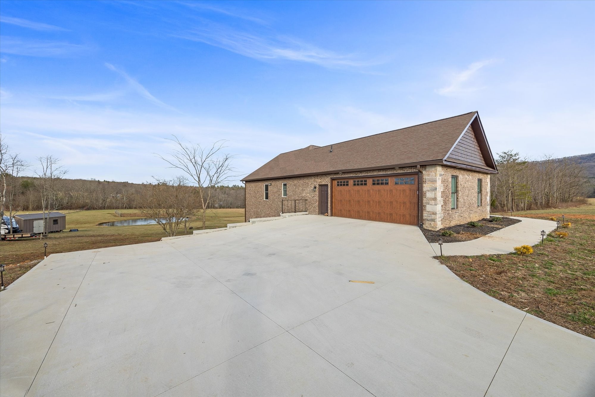 277 Houston Dr