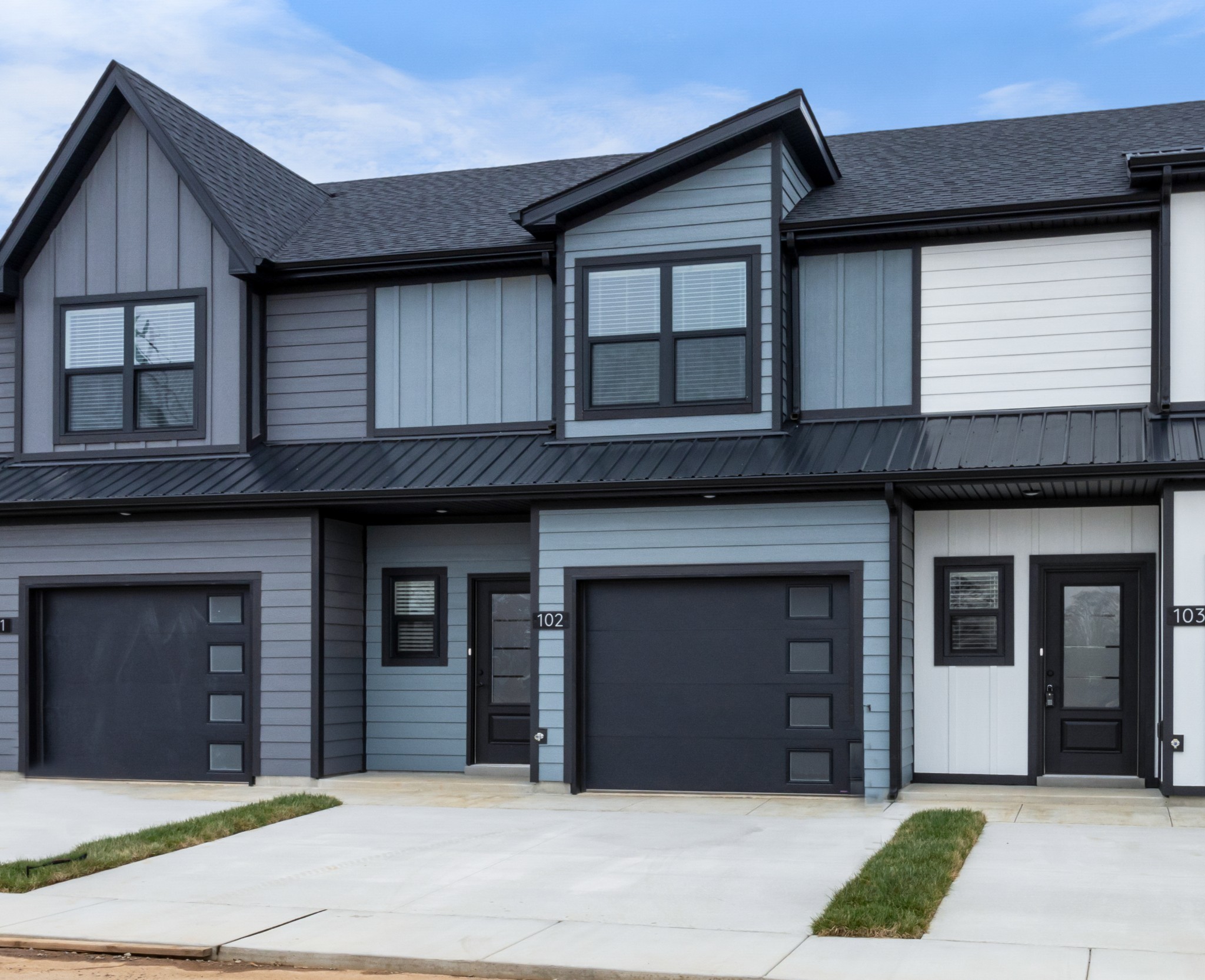 102 Jonathan Wade Circle