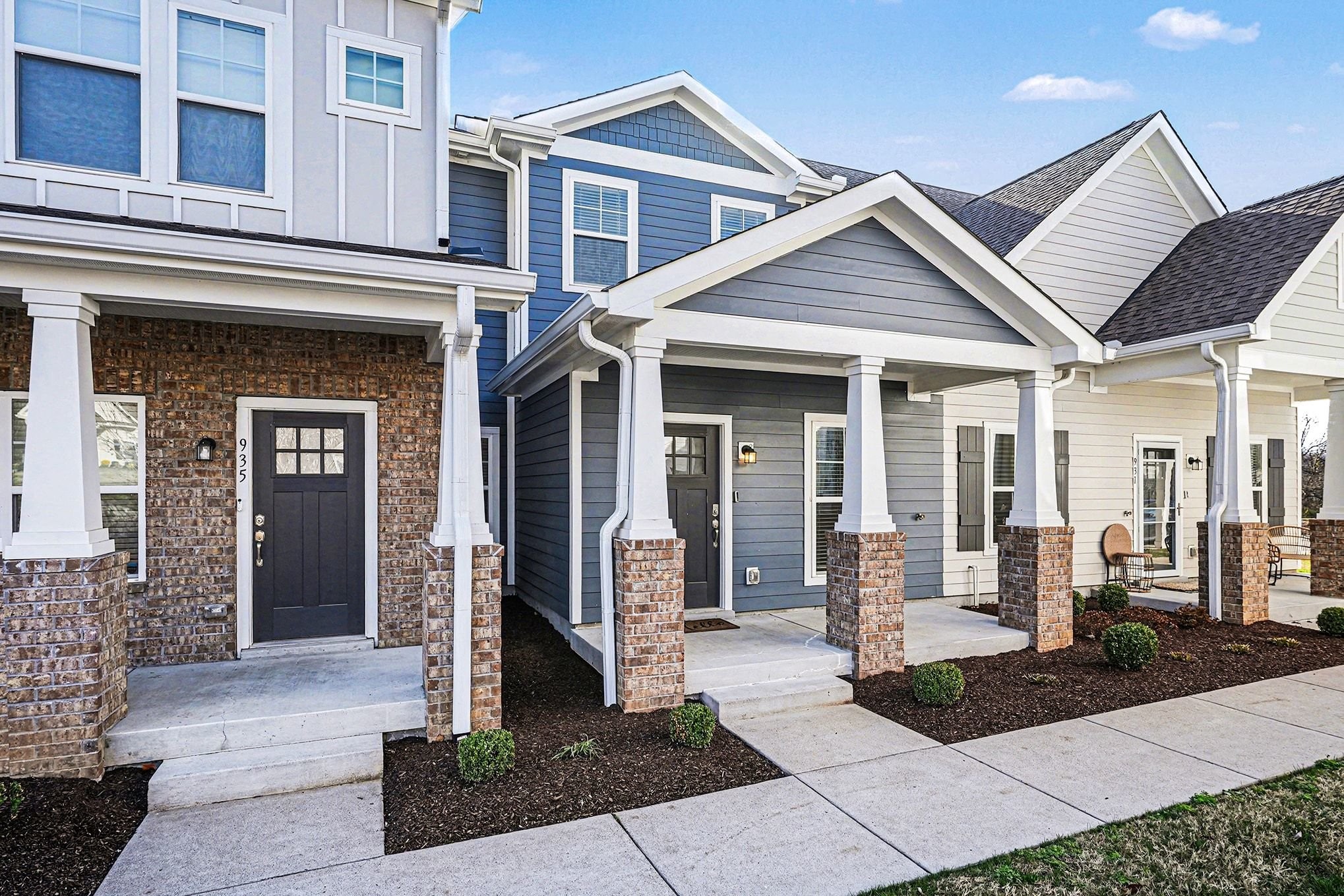 933 Ashland Place Dr