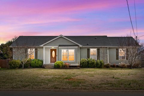 1111 Tobacco Rd, Clarksville, TN 37042 - MLS#: 2802421