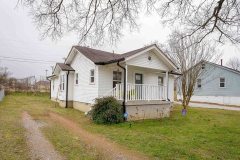 220 Foy Ave Florence AL 35630