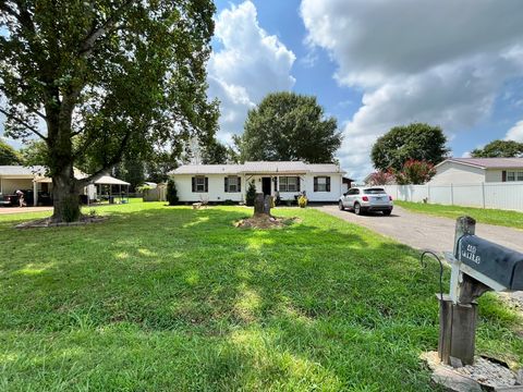 418 Woods Edge Rd Winchester TN 37398