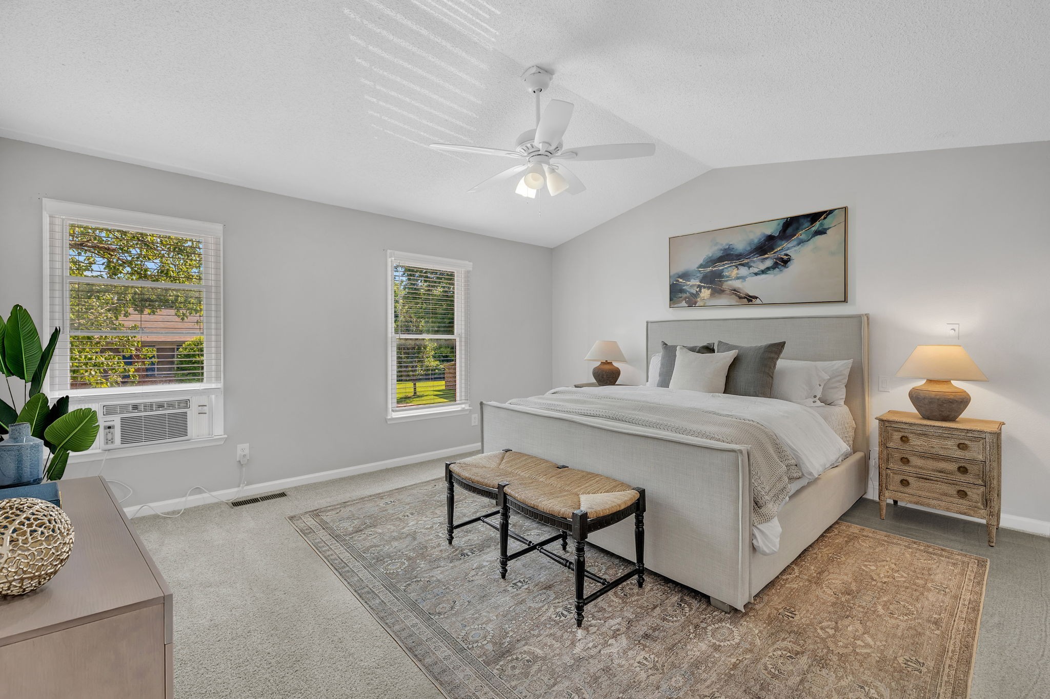 523 Williamsburg Dr