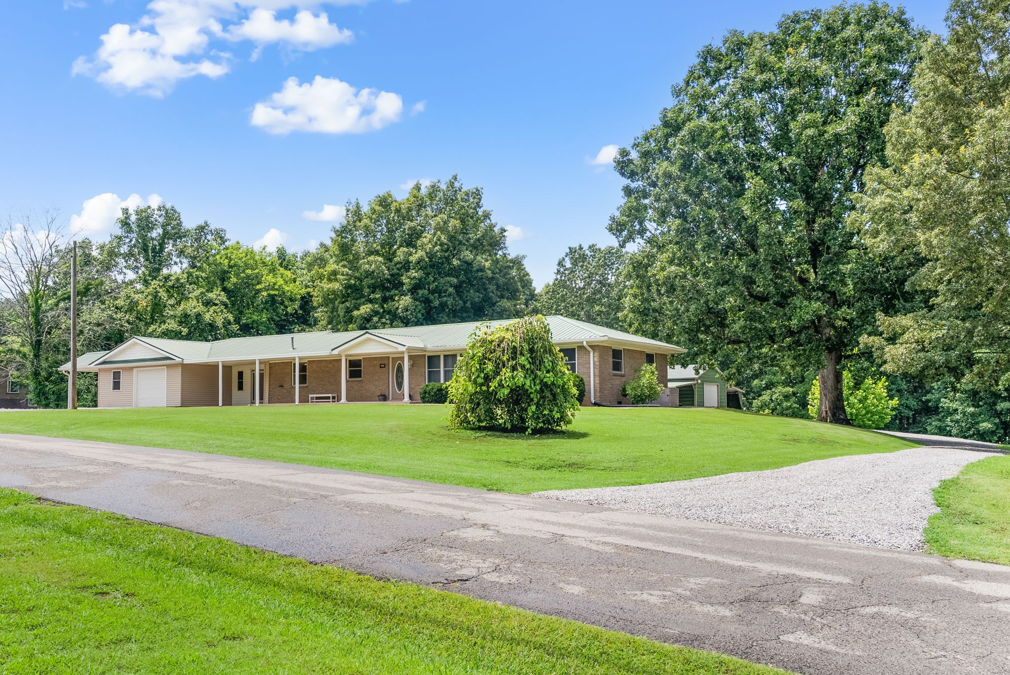 199 Dogwood Dr