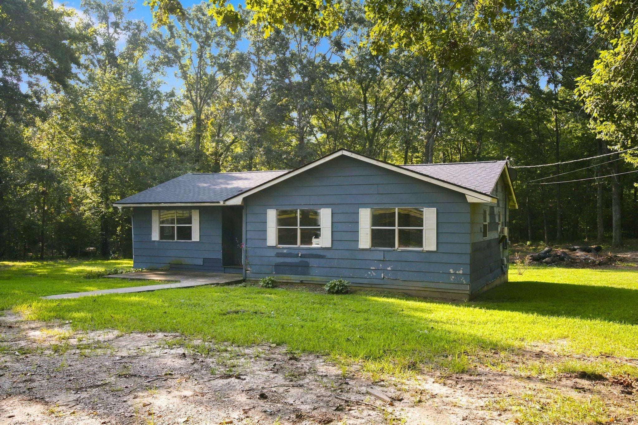 1468 Manley Loop