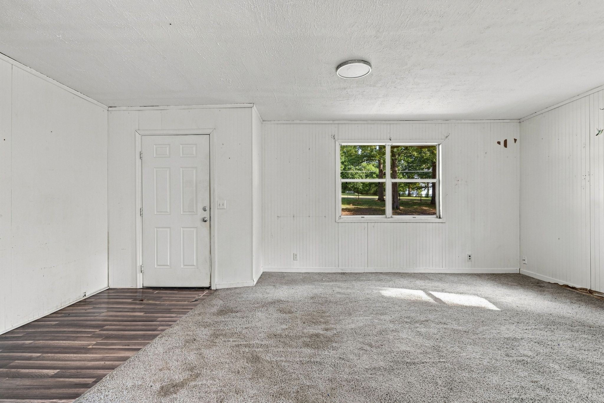 1468 Manley Loop