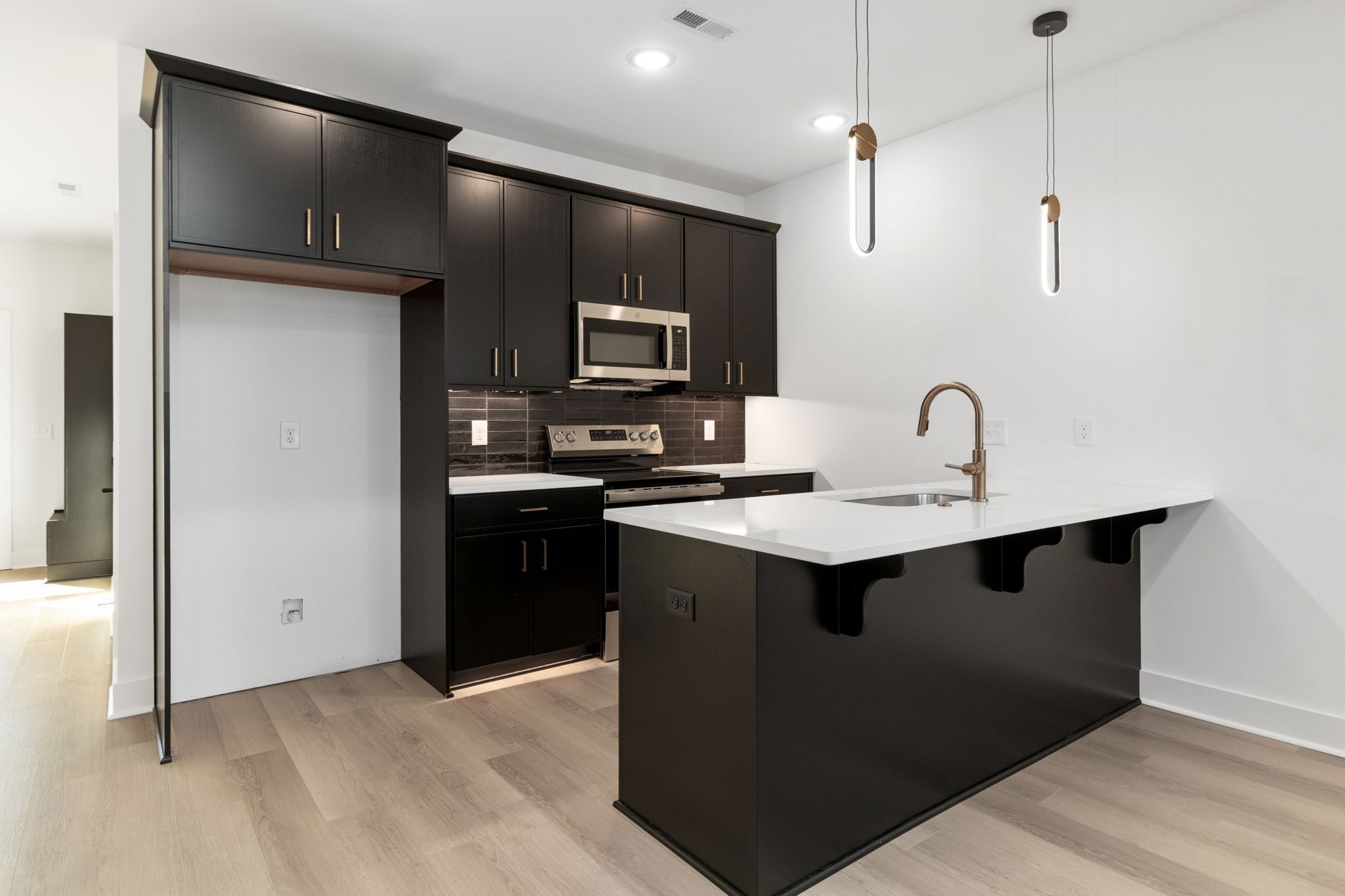 57 Holland Park West