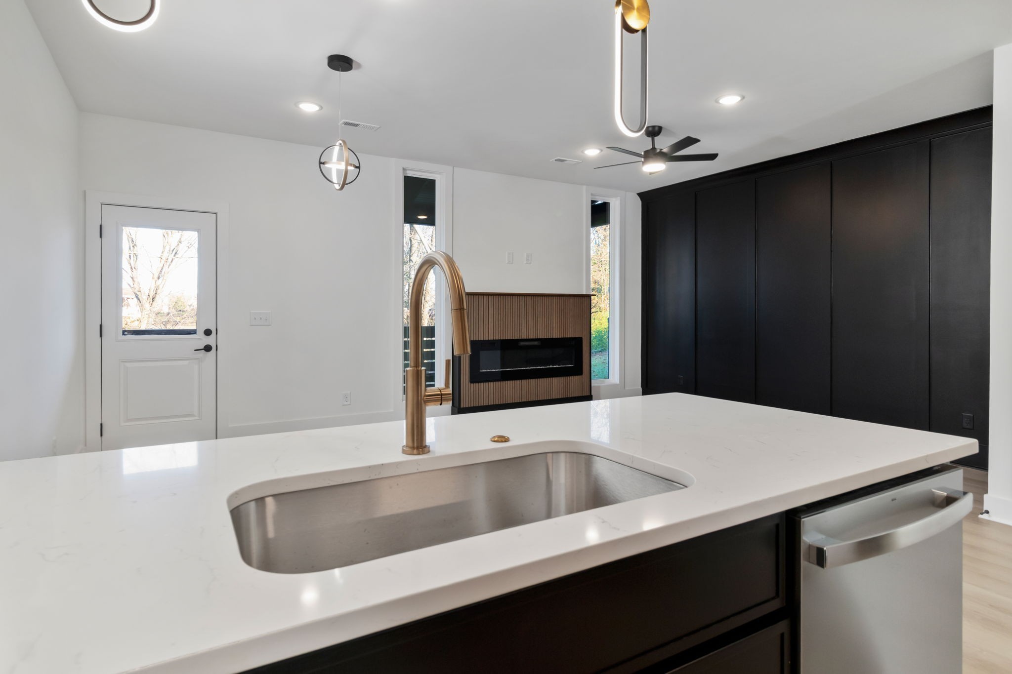 57 Holland Park West